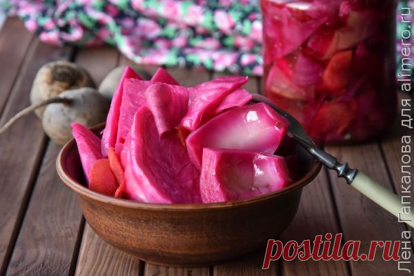 Маринованная капуста со свеклой