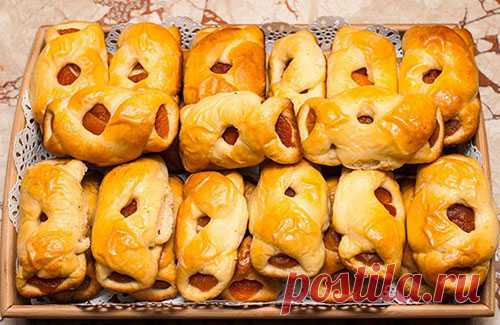 Сдобные булочки с курагой