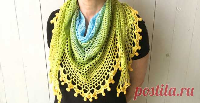 Crochet shawl for spring: Pom Pom Happiness Shawl by Wilmade
