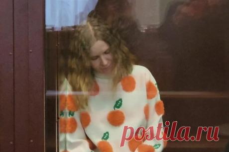 Shot: Трепову планируют этапировать в ИК-2 в поселке Ульяновка в Ленобласти. Дарья Трепова будет отбывать наказание вместе с женщинами, обвиненными в воровстве, мошенничестве и убийстве.