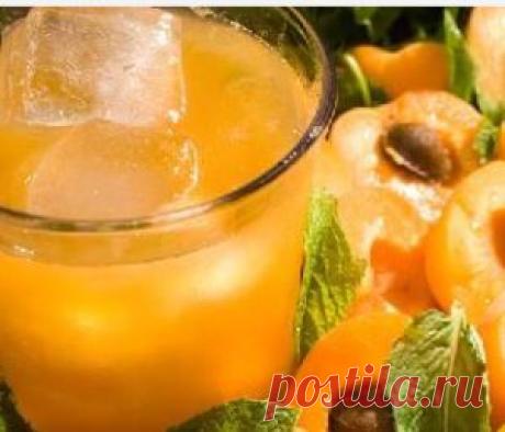 Компот з абрикос