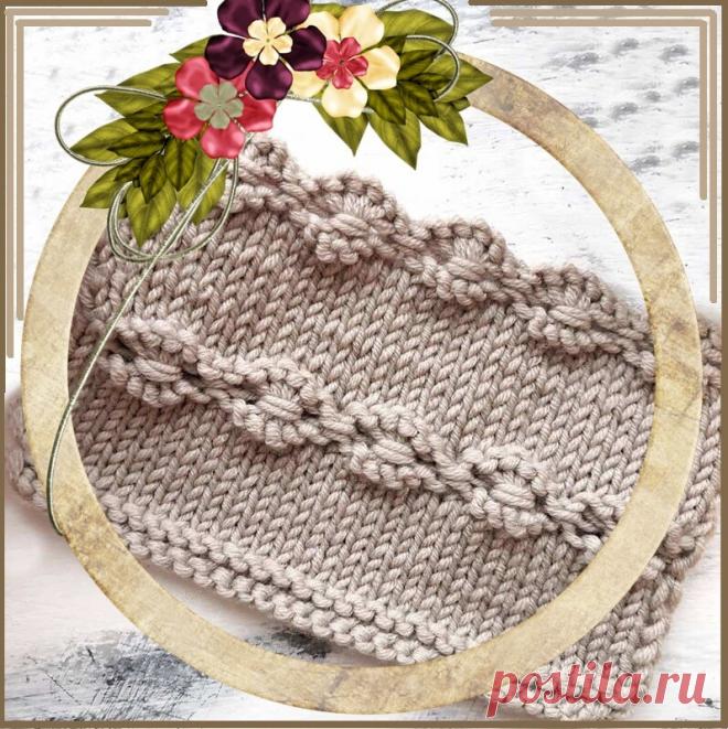 Фантазийная обработка низа изделия спицами  цепочкой из цветков.