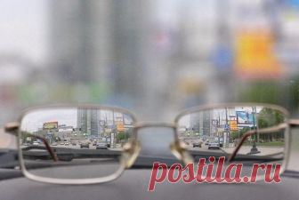 Упражнения для улучшения зрения 

Глаза работают благодаря мускулам, а мускулы надо тренировать, - рассказывает врач-офтальмолог – Движения глазами лучше делать утром или вечером, перед сном. Каждое упражнение повторяйте по 5-30 раз, начинайте с малого, постепенно увеличивайте нагрузку. Движения плавные, без рывков, между упражнениями полезно поморгать. И не забудьте снять очки или контактные линзы. Упражнения для улучшения зрения отличный способ восстановить ваше зрение. ...