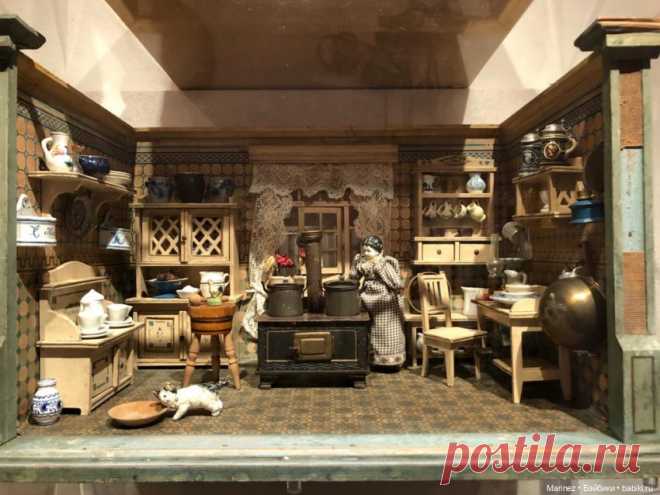 Музей кукол и игрушек в Бадене. Для поклонников антикварных и просто старинных игрушек / Музеи игрушки, магазины кукол, экскурсии на фабрики / Бэйбики. Куклы фото. Одежда для кукол