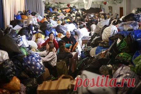 В Британии заявили о новом пакете помощи Украине. Премьер-министр Великобритании Риши Сунак намерен выделить еще одну крупную сумму денег на гуманитарную помощь Украине. Об этом он объявит на саммите Европейского политического сообщества в испанской Гранаде 6 октября. Заявление опубликовано на сайте британского правительства.