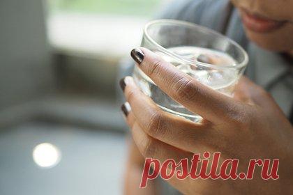 Любителей минералки предупредили о риске аритмии