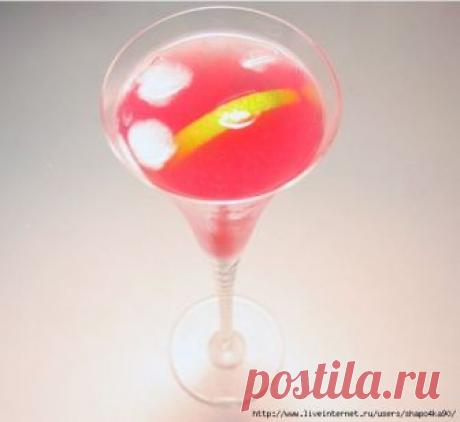 Коктейль "Космополитен"