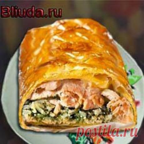 Кулебяка с лососем. Рецепт приготовления. | Bliuda.ru
Рецепт этот родом, конечно же, из России, но тем не менее очень любим многими итальянцами. Во многих регионах Италии в зимнее время года с удовольствием готовят это блюдо. Некоторое даже приписывают этот рецепт итальянской кухне. Решать вам, но в любом случае, попытаемся его сегодня приготовить. Поверьте, вы останетесь довольны полученным результатом.