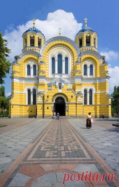 St._Volodymyr's_Cathedral_in_Kiev.jpg (2988×4668)