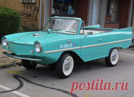 Amphicar (1961): первый и единственный серийный "гражданский" автомобиль, который за считанные секунды можно было превратить в лодку. Может ехать, а может и плыть! / Авто и транспорт / iXBT Live