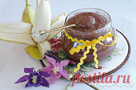 Шоколадно-банановая паста.