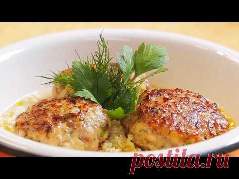 Рыбные котлеты с булгуром и сливочным соусом. Котлеты в духовке.