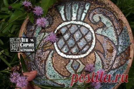 Лев и Сирин. Керамика. в Instagram: «#как_сделано Самый простой, любимый способ: Шамотная глина. Тарелка сформована в гипсовой форме ручной формовкой Графление дротиком -…» 218 отметок «Нравится», 15 комментариев — Лев и Сирин. Керамика. (@levsirin_ceramics) в Instagram: «#как_сделано Самый простой, любимый способ: Шамотная глина. Тарелка сформована в гипсовой форме…»