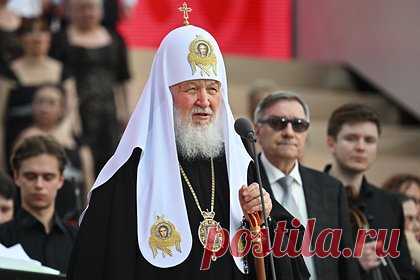 Патриарх Кирилл вручил Лукашенко высшую награду РПЦ