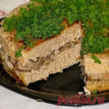 ЗАКУСОЧНЫЙ ТОРТ ИЗ КУРИНОГО ФАРША И ГРИБОВ