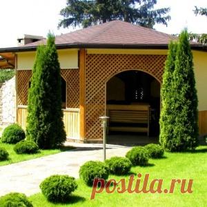 Простой ландшафтный  дизайн маленького участка