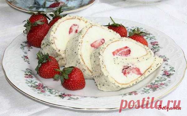 Вкусные и простые рецепты: Рулет с клубникой. Автор: Yulya