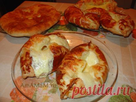 Аджарские хачапури (слоеные лодочки)