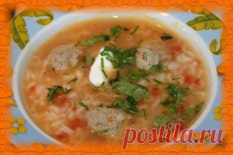Суп с рисом и фрикадельками