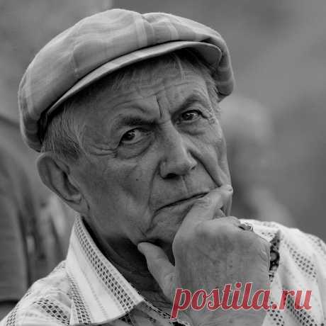 Евгений Евтушенко - СТОРОЖ ЗМИЁВСКОЙ БАЛКИ