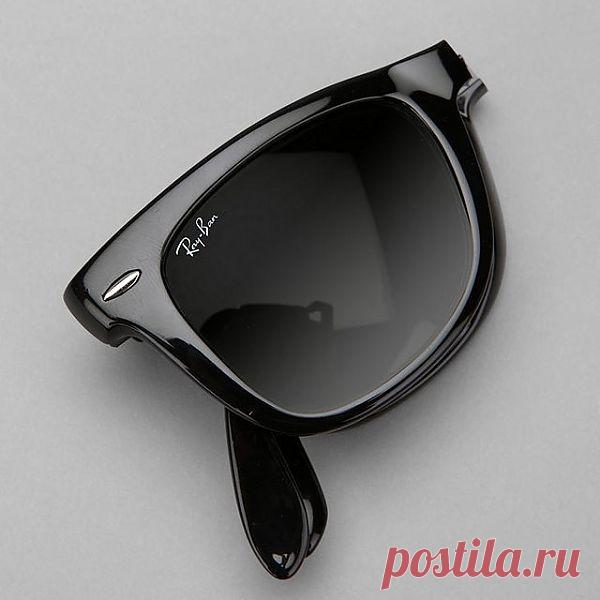 Складывающиеся очки Ray-Ban. $155 USD