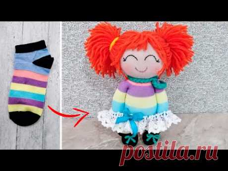 Чудесная кукла из носков. Ваши дети будут в восторге!