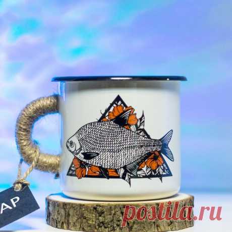 Купить белую эмалированную кружку Лещ от Iron mug TRAP | Mellroot