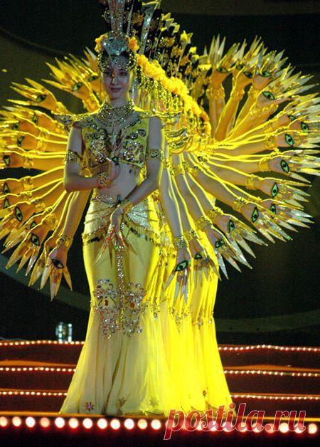 Танец тысячи рук