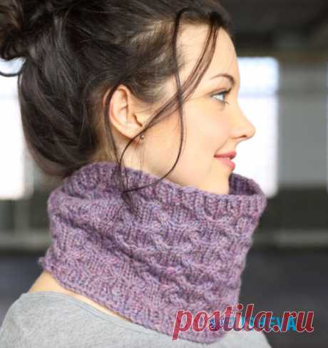 Снуд от Plymouth Yarn, с узором из жгутов: описание вязания спицами в двух вариантах | Блог elisheva.ru
