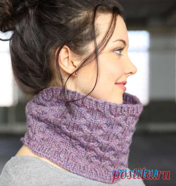 Снуд от Plymouth Yarn, с узором из жгутов: описание вязания спицами в двух вариантах | Блог elisheva.ru