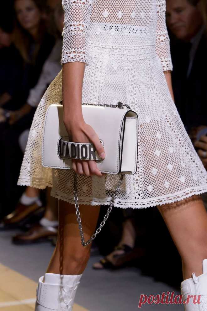 Christian Dior at Paris Fashion Week Spring 2017 - (Details) Crochet Dress