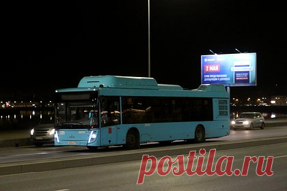 Водитель автобуса высадил российского ребенка в чужом городе ночью. В Ишимбае водитель автобуса высадил 12-летнего ребенка в чужом городе. Об этом сообщается на сайте управления Следственного комитета (СК) по Республике Башкортостан. По данным ведомства, мать мальчика посадила его на общественный транспорт, который следовал по маршруту Уфа—Ишимбай—Салават