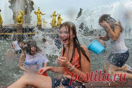 в фонтане