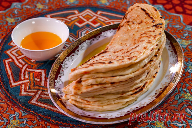 Как Чебуреки, но это Хингалш по-чеченски! Готовить быстро и вкусно учит Амалия из Аргуна! Сталик Я всегда ем хингалш и не могу остановиться, потому что даже после сытного обеда это очень вкусно!Амалия Эдильханова - преподаватель кулинарных курсов, говорит, что сначала надо замесить тесто.Это...
