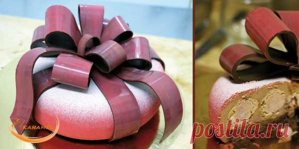 о торте «Подарочный»... для дочуры ...так не привычно, даже так: так отвычно!))) последний раз писала в жж давненько. это так волнительно, но... и спасибо вам всем друзья, что вы меня пнули)!!! было…