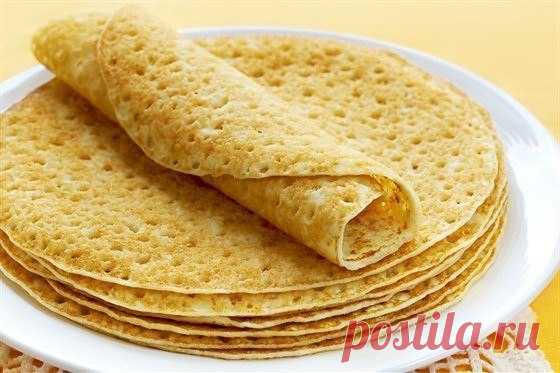 Печем блинчики.