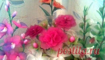 Цветы из капроновых колготок обворожительны