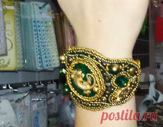 Зелёный агат, бисер и хрусталь, натуральная кожа... Без комментариев - шикарно!