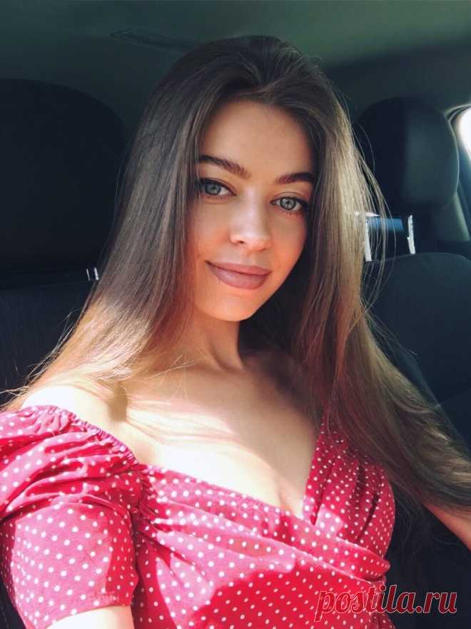 Хочешь защитить кожу от солнца? Подборка лучших рабочих кремов
Все мы радуемся, когда солнце начинает греть своим теплом. Солнце-это настроение, энергия, синтез витамина Д. У кого-то без солнца начинает проявляться депрессия. Но такое ли оно доброе, это солнышко? Всем привет:) Всем привет:) Конечно, всем известно, что в больших дозах солнце опасно. Оно может вызвать солнечные ожоги, фотодерматоз в виде летнего солнечного дерматита, усиление и […]
Читай дальше на сайте. Жми подробнее ➡