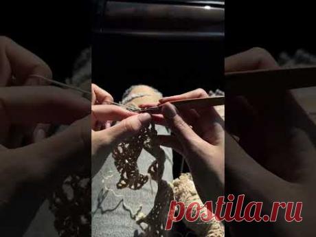 Дорожное вязание, какое оно у вас? Я беру с собой что-то небольшое ❤️ Получаются изделия с историей)