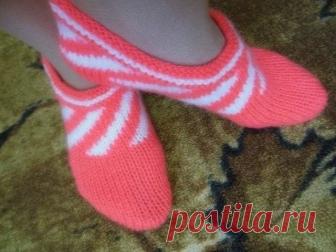 Простые и удобные тапочки (Вязание спицами) – Журнал Вдохновение Рукодельницы