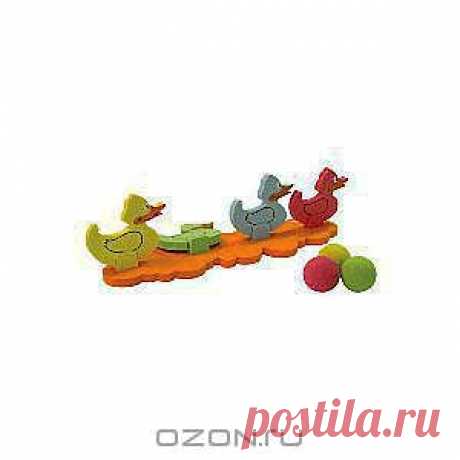 Утиная охота - это веселая, увлекательная игра для дома и улицы, развивающая ловкость. Перед началом игры расположите основу на поверхности (на воде или на земле) и расставьте мишени-утки. Цель игры: сбить всех уток минимальным количеством бросков. Победителем становится игрок, который собьет всех уточек меньшим количеством бросков. Игру можно усложнить, сбивая уточку только мячом такого же цвета.