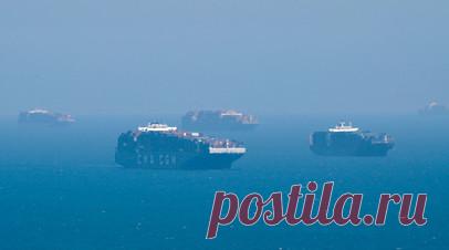 Эксперт прокомментировал скопление судов около порта Новороссийска. Политолог Андрей Суздальцев в беседе с RT прокомментировал информацию о том, что перед входом в порт Новороссийска стоят примерно 40 судов. Читать далее