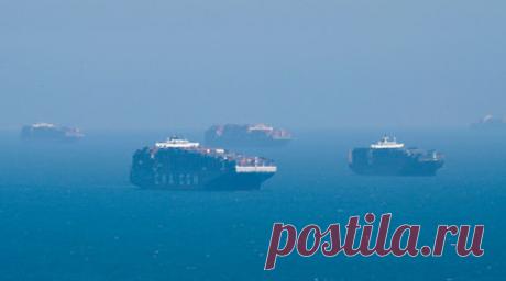 Эксперт прокомментировал скопление судов около порта Новороссийска. Политолог Андрей Суздальцев в беседе с RT прокомментировал информацию о том, что перед входом в порт Новороссийска стоят примерно 40 судов. Читать далее