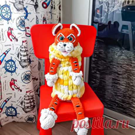 Пижамница Тигр амигуруми. Схемы и описания для вязания игрушек крючком! Бесплатный мастер-класс от Анны @igryshanya по вязанию плюшевой пижамницы в виде тигра крючком. Высота вязаной игрушки примерно 53 см. Для изготовлени…
