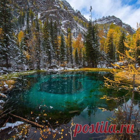 Озеро Гейзерное около посёлка Акташ, Алтай. Автор фото: Эдуард Кутыгин.