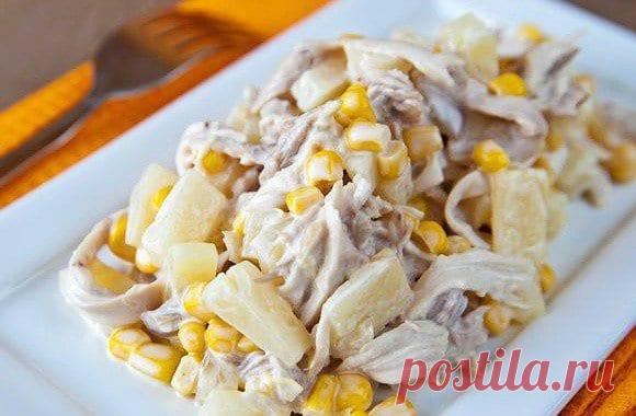 В копилочку новогодних рецептов: салат-минутка с грибами, всего 4 ингредиента Предлагаем вам попробовать вот такой простой, но очень вкусный и сытный салатик из грибочков, кукурузы ветчины и сыра. | новости Днепра