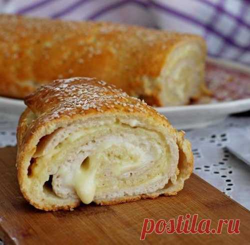 РУЛЕТ С ФАРШЕМ И СЫРОМ