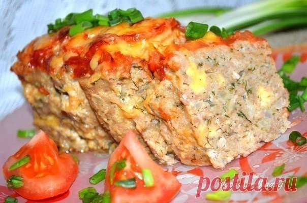 9 самых вкусных блюд из фарша! 1. Запеканка картофельно - мясная• Фарш 300-400гр• лук 2-3шт• картошка 3 шт крупные• грибы (вареные или маринованные) 150гр• 1 помидор• чеснок 3 зуб• сметана в фарш 1-2 ст л• хмели -сунели в фарш 1 ч л• соль, перец черн молотый• тмин в фарш 1/3 ч лЗаливка:• сыр 100гр• молоко 50мл• сметана 2-3 ст...