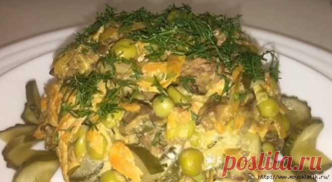 НЕЖНЕЙШИЙ САЛАТ «ИЛОНА» С КУРИНОЙ ПЕЧЕНЬЮ: ВКУСНАЯ И ПОЛЕЗНАЯ ЗАКУСКА!